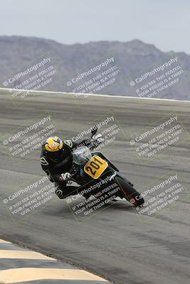 media/Nov-15-2025-Race Pace (Sat) [[8de605a2d8]]/Verified Riders/Bowl (1020am)/